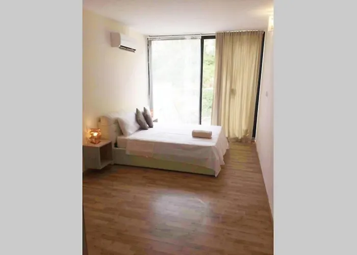 Luxury Penthouse With Sea & Country Views